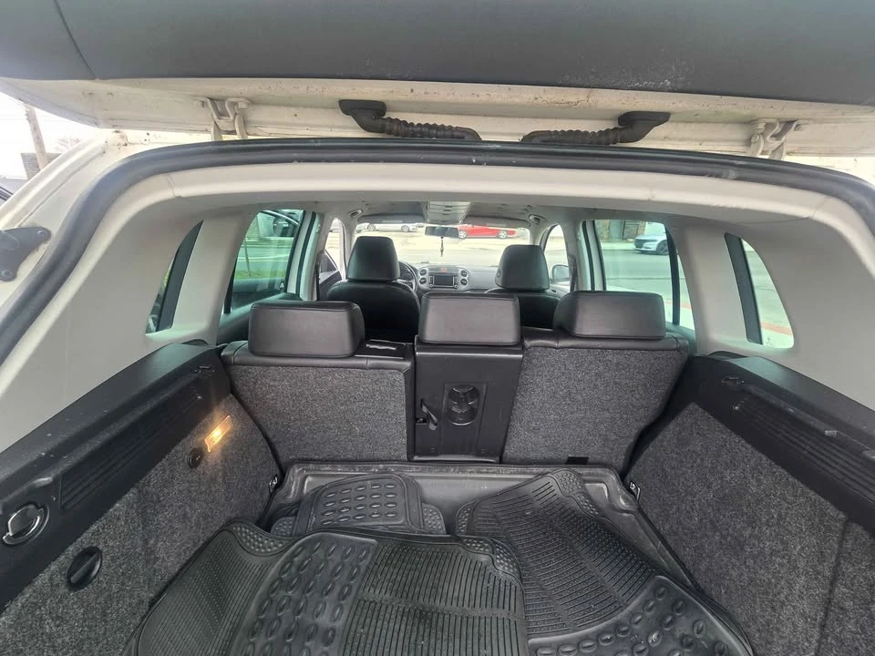 2011 Volkswagen Tiguan - Image 7 of 13
