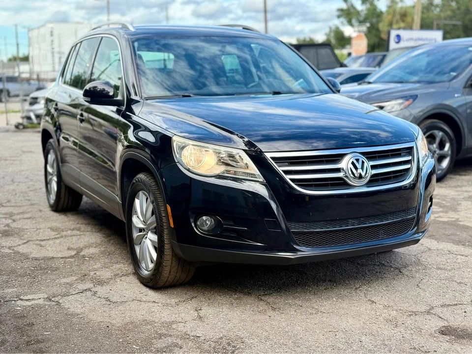 2011 Volkswagen Tiguan - Image 3 of 17