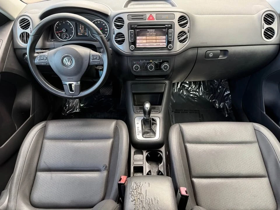 2011 Volkswagen Tiguan - Image 12 of 17