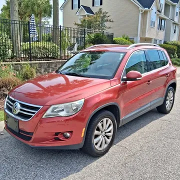 2011 Volkswagen Tiguan SE 4Motion