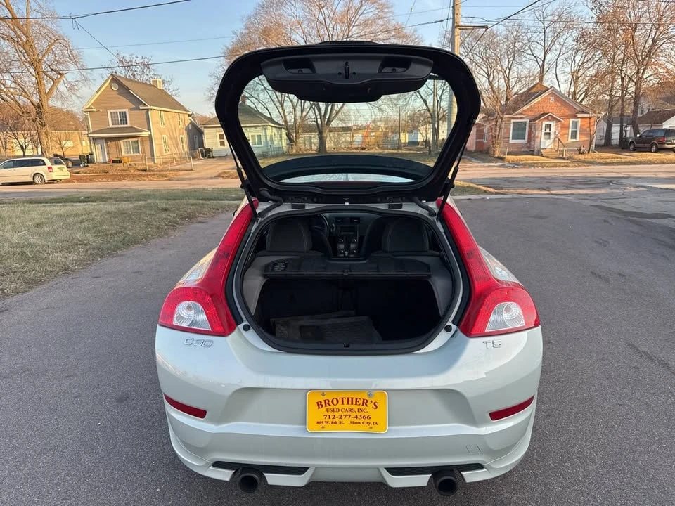 2011 Volvo C30 - Image 10 of 17