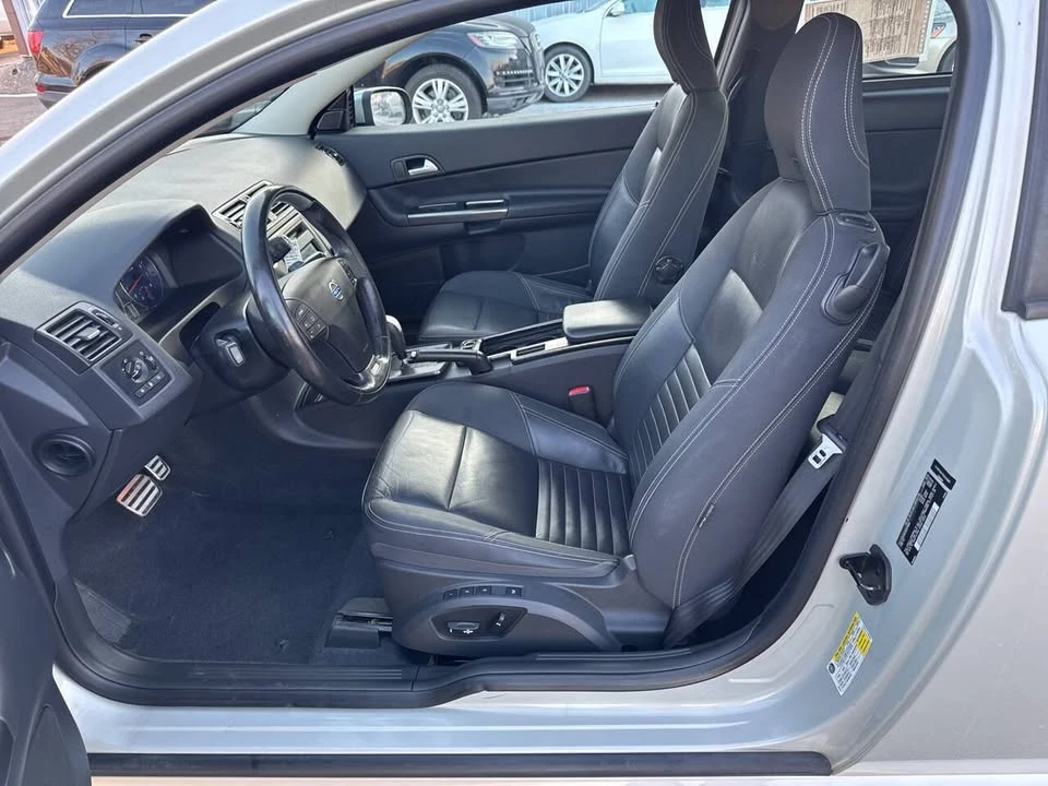 2011 Volvo C30 - Image 8 of 17
