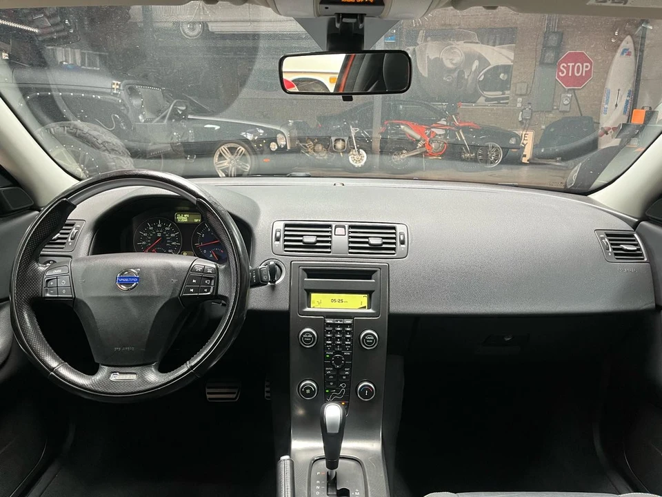 2011 Volvo C30 - Image 10 of 21