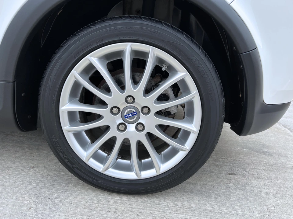 2011 Volvo C30 - Image 19 of 31