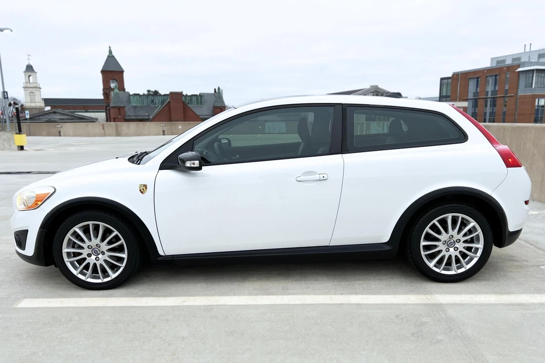 2011 Volvo C30 - Image 3 of 31