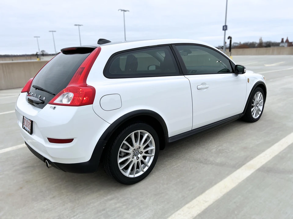 2011 Volvo C30 - Image 8 of 31