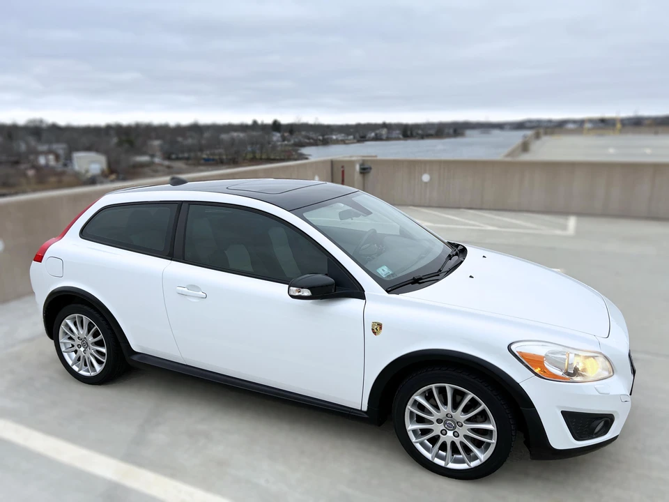 2011 Volvo C30 - Image 10 of 31