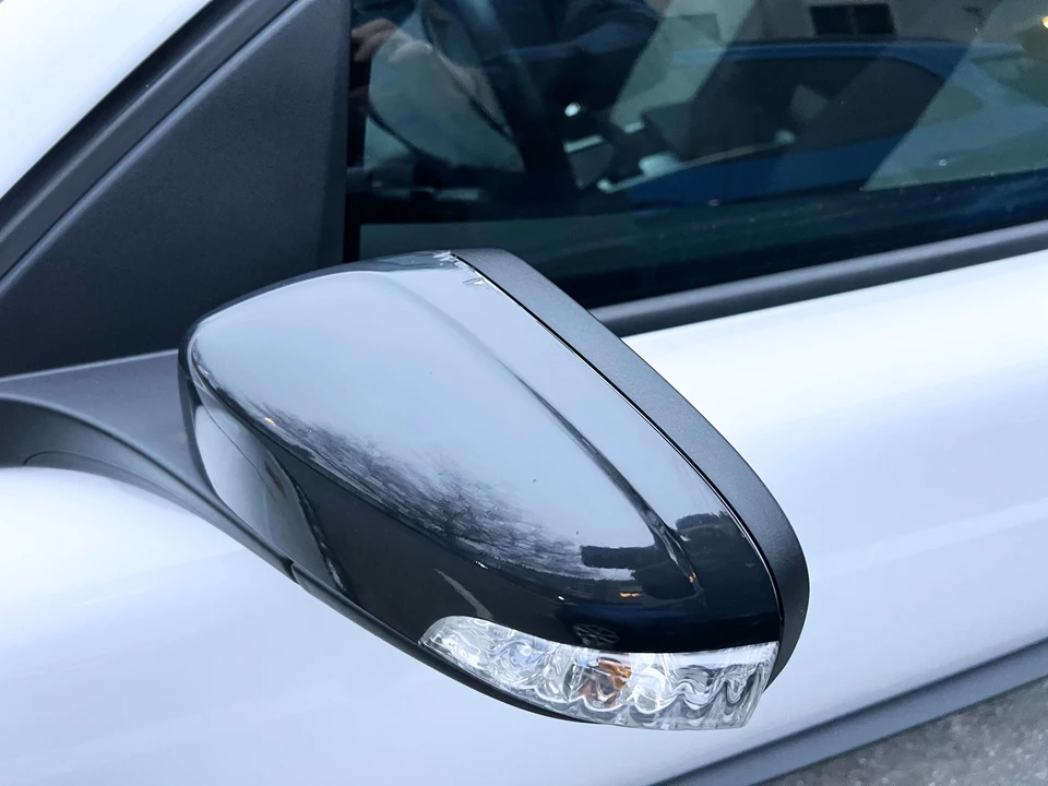 2011 Volvo C30 - Image 17 of 31