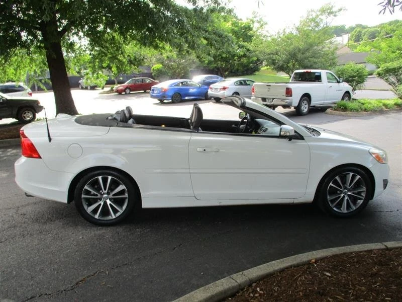 2011 Volvo C70 2nd Gen - Image 8 of 20