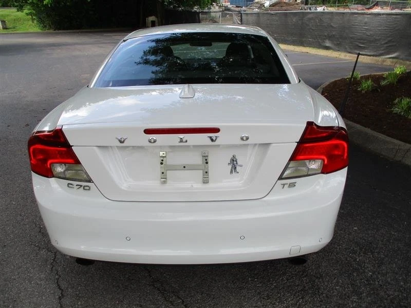 2011 Volvo C70 2nd Gen - Image 18 of 20