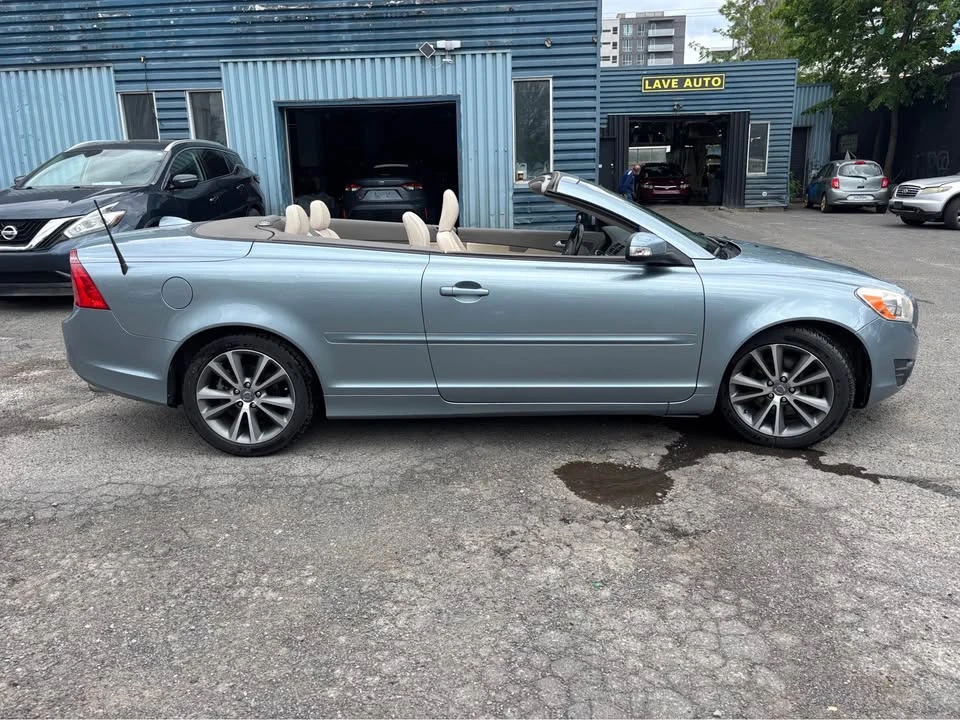 2011 Volvo C70 2nd Gen - Image 4 of 17