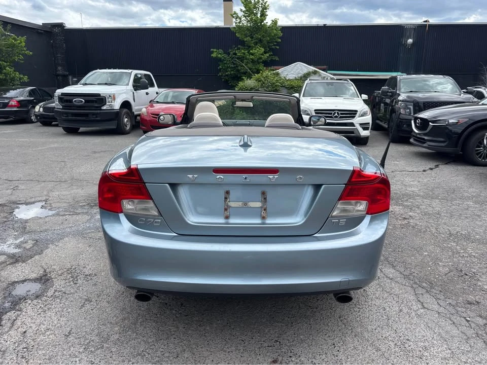 2011 Volvo C70 2nd Gen - Image 6 of 17