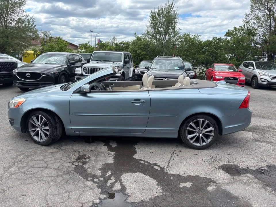 2011 Volvo C70 2nd Gen - Image 8 of 17