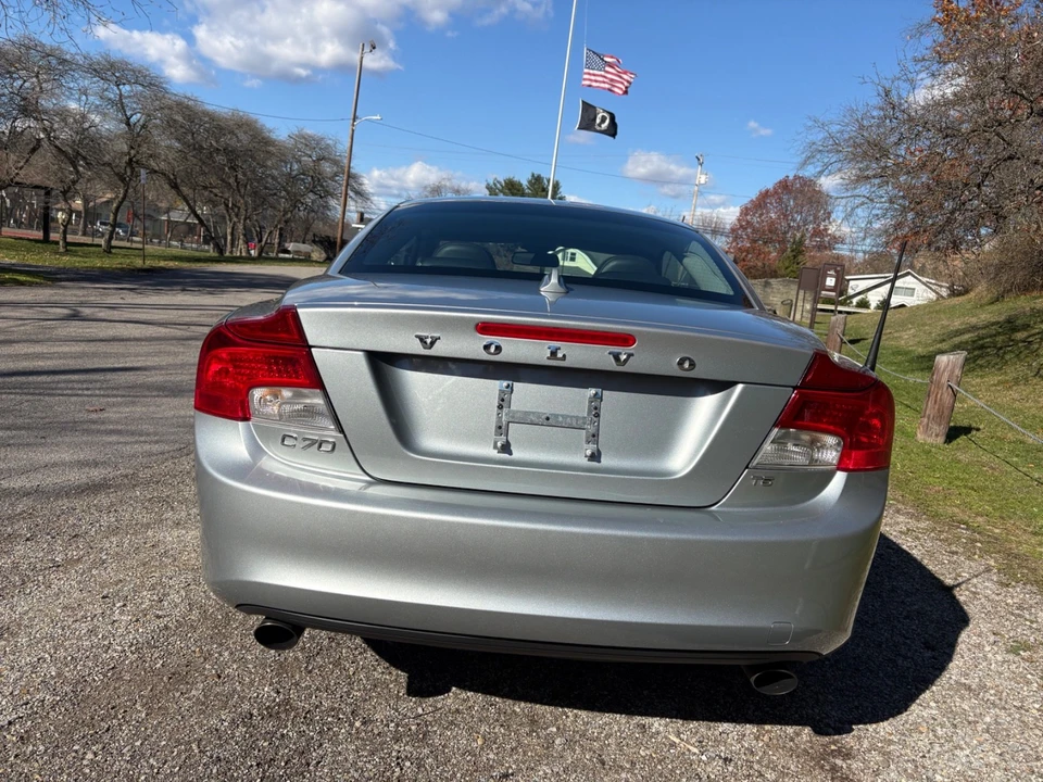 2011 Volvo C70 2nd Gen - Image 8 of 21