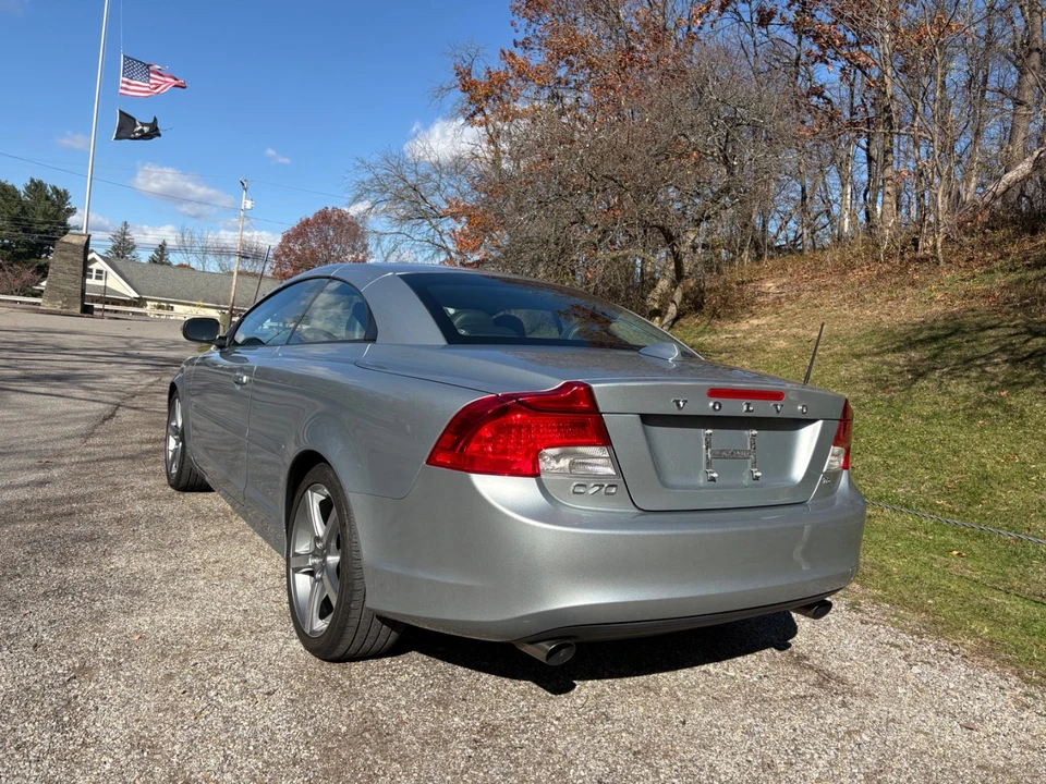 2011 Volvo C70 2nd Gen - Image 7 of 21