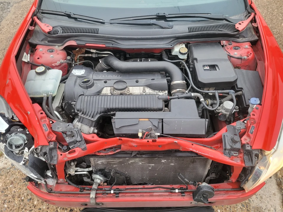 2011 Volvo C70 2nd Gen - Image 14 of 31