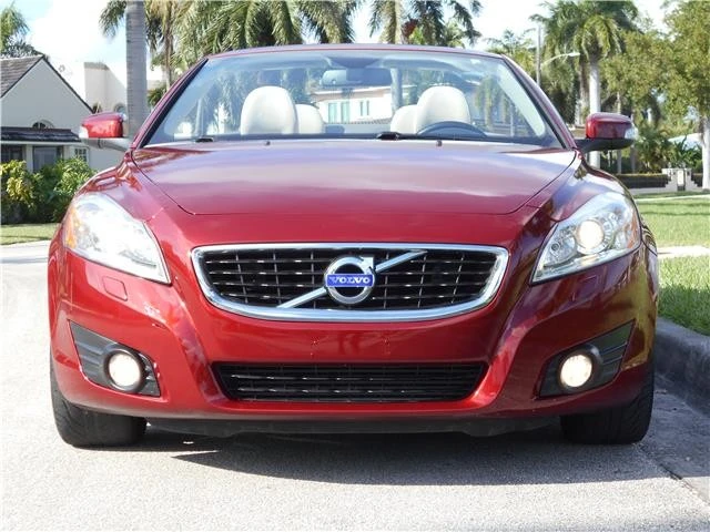 2011 Volvo C70 2nd Gen - Image 5 of 12