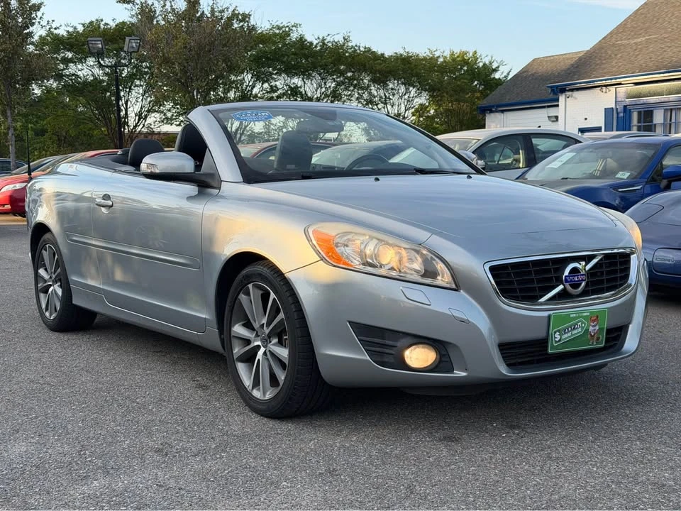 2011 Volvo C70 2nd Gen - Image 3 of 20