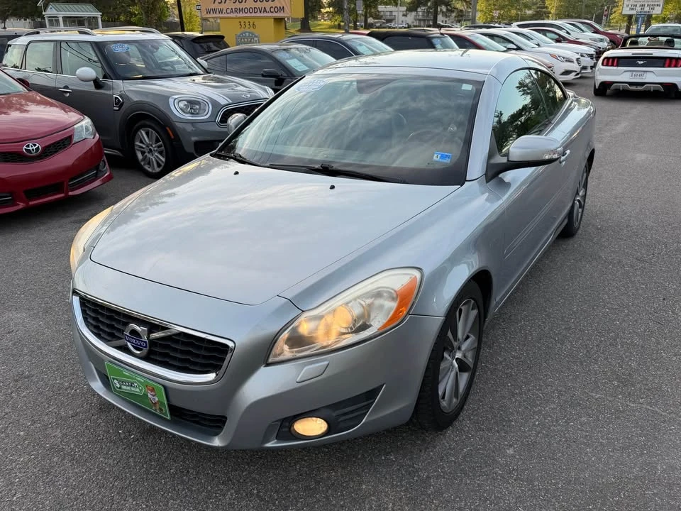 2011 Volvo C70 2nd Gen - Image 9 of 20