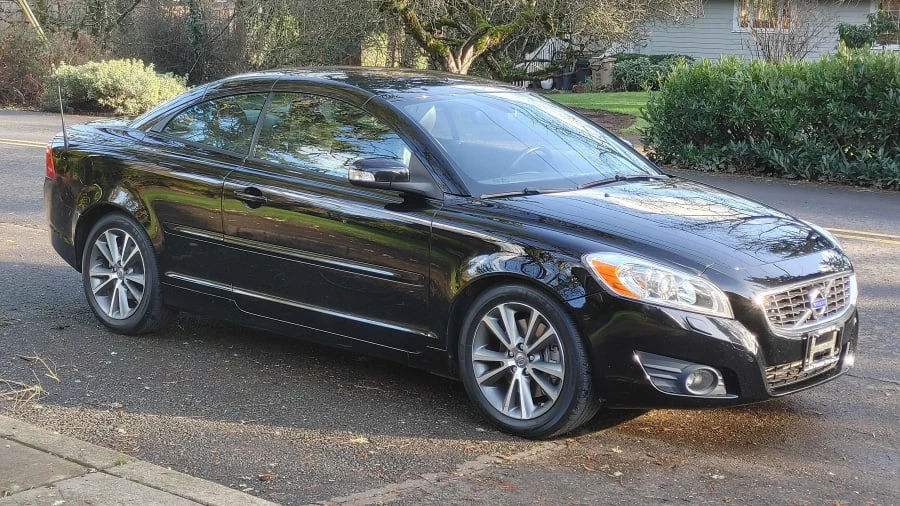 2011 Volvo C70 2nd Gen - Image 2 of 5