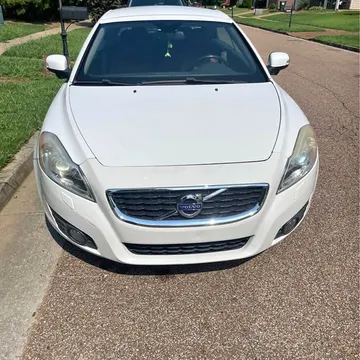 2011 Volvo C70 T5 Convertible 2D