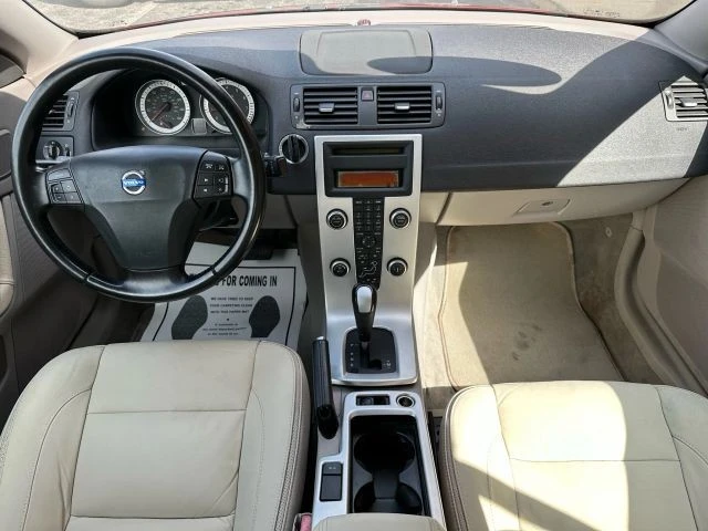 2011 Volvo C70 2nd Gen - Image 14 of 21