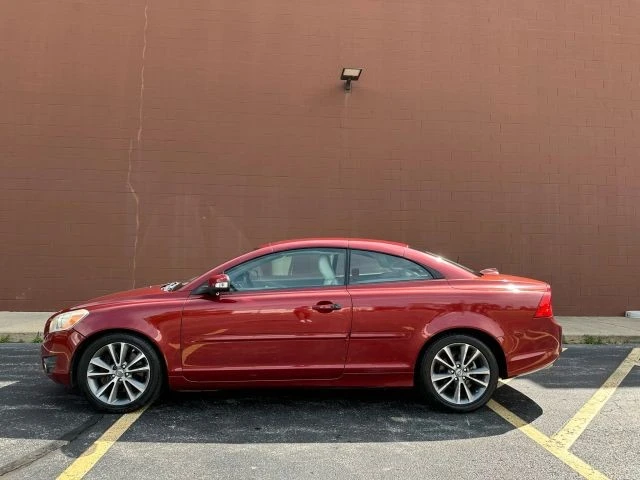 2011 Volvo C70 2nd Gen - Image 9 of 21