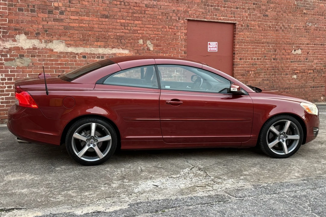 2011 Volvo C70 2nd Gen - Image 3 of 7