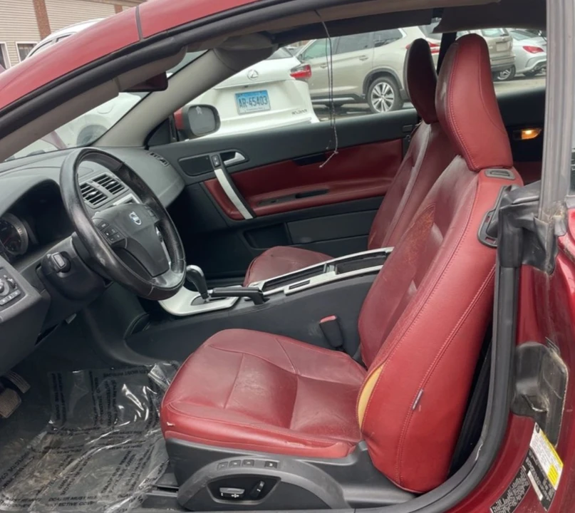 2011 Volvo C70 2nd Gen - Image 9 of 20