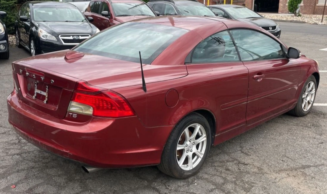 2011 Volvo C70 2nd Gen - Image 3 of 20