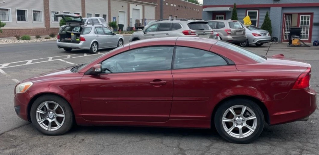 2011 Volvo C70 2nd Gen - Image 6 of 20