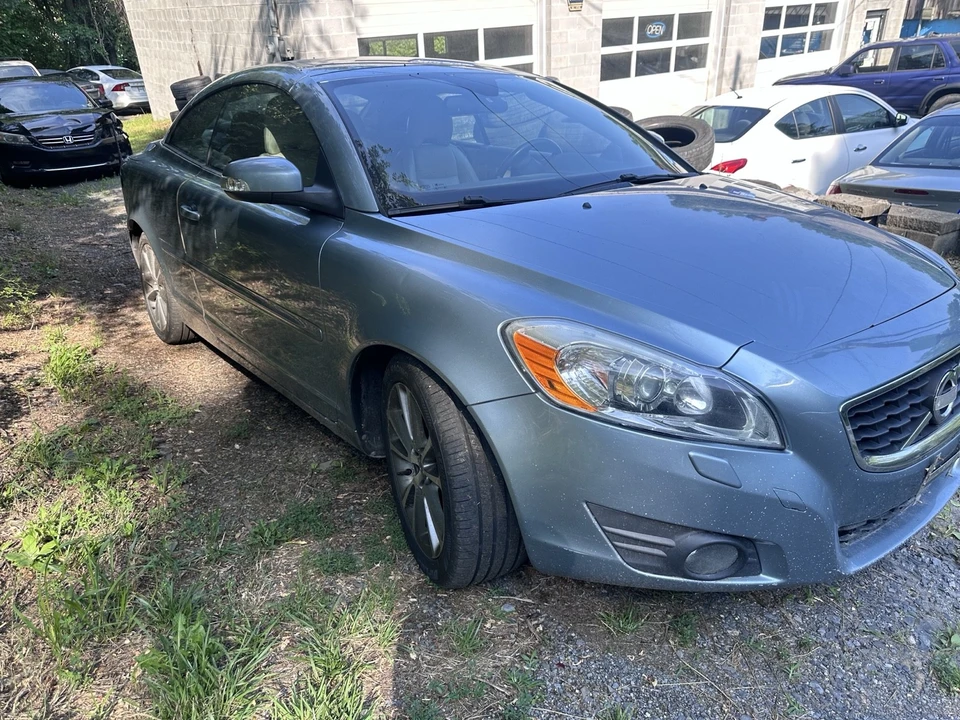 2011 Volvo C70 2nd Gen - Image 4 of 14