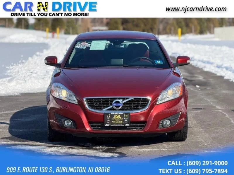 2011 Volvo C70 2nd Gen - Image 2 of 12