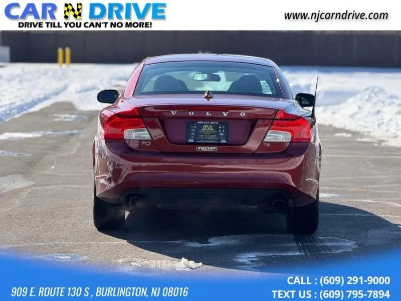 2011 Volvo C70 2nd Gen - Image 5 of 12