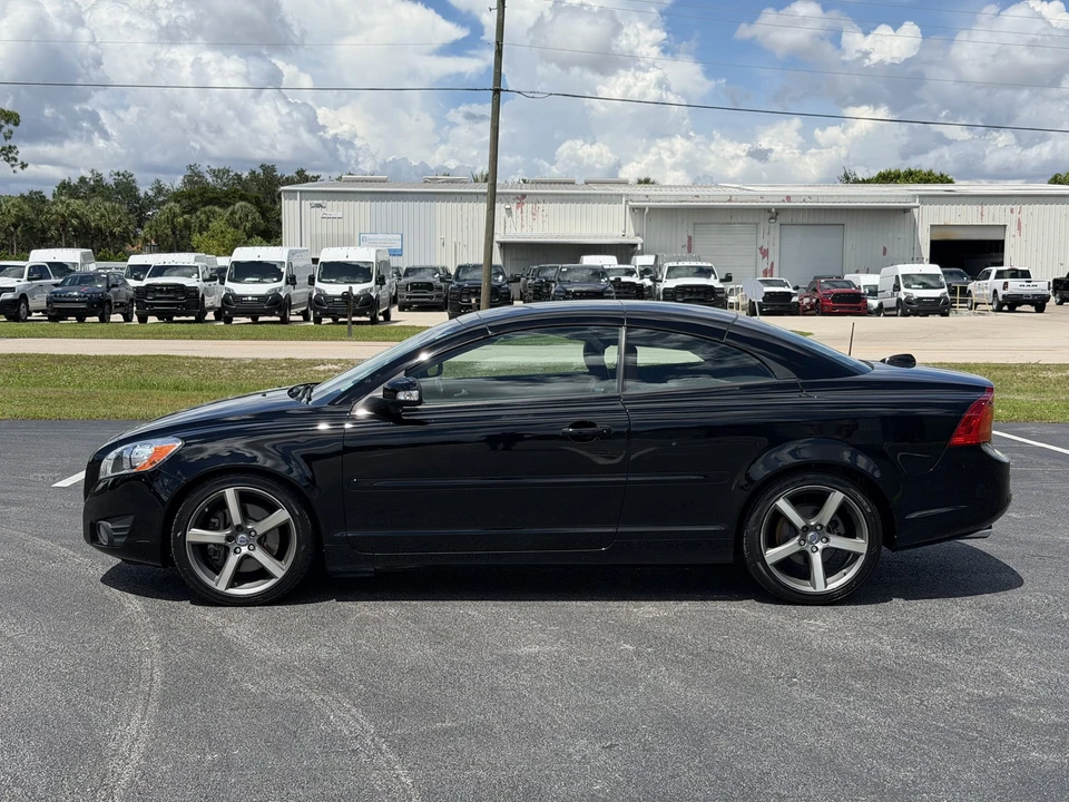 2011 Volvo C70 2nd Gen - Image 14 of 31