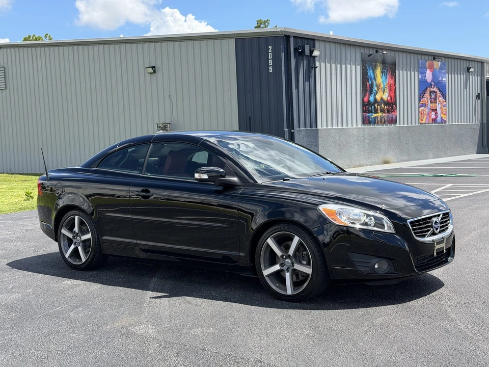 2011 Volvo C70 2nd Gen - Image 6 of 31