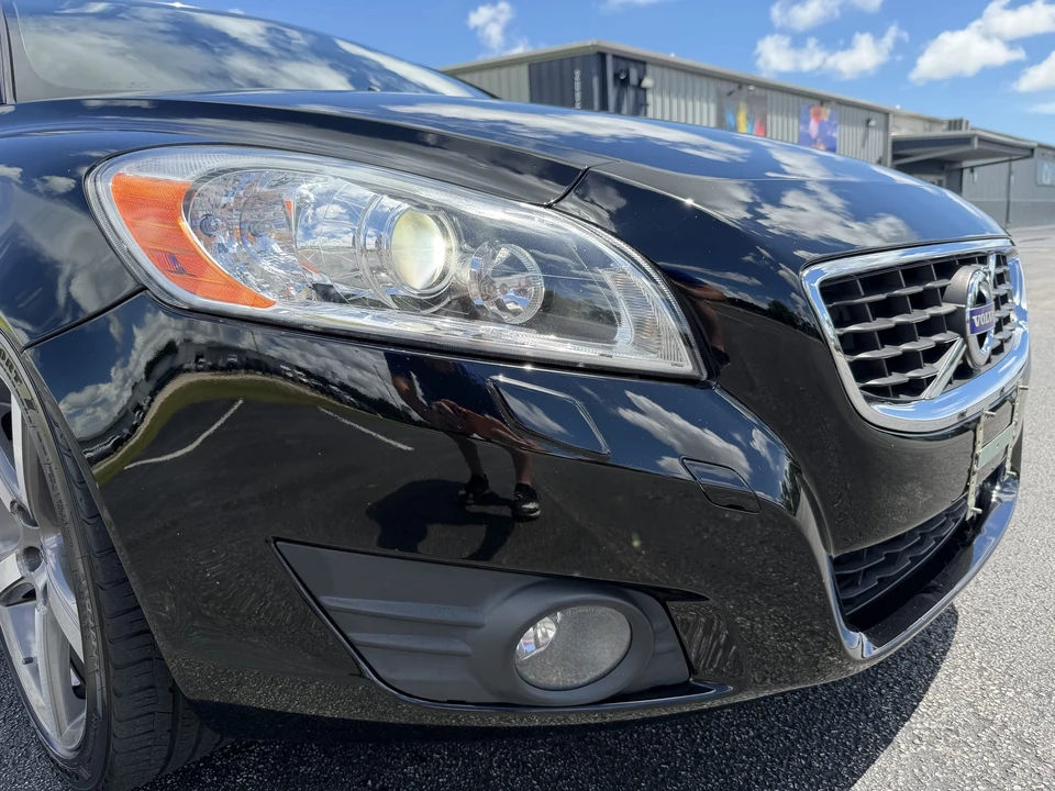 2011 Volvo C70 2nd Gen - Image 21 of 31