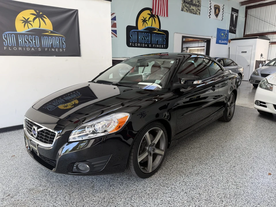 2011 Volvo C70 2nd Gen - Image 3 of 31