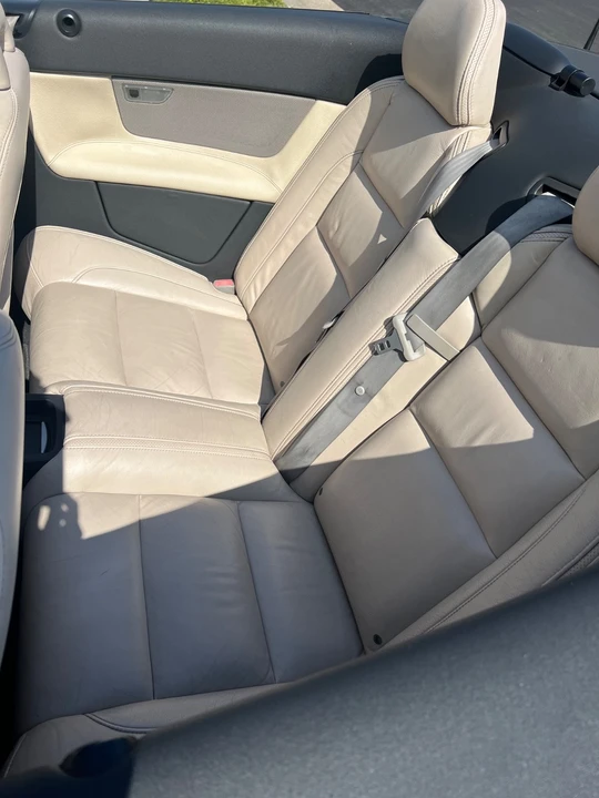 2011 Volvo C70 2nd Gen - Image 10 of 21