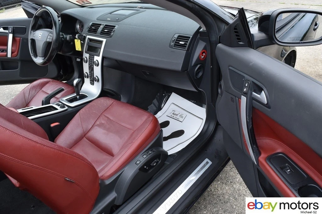 2011 Volvo C70 2nd Gen - Image 15 of 24