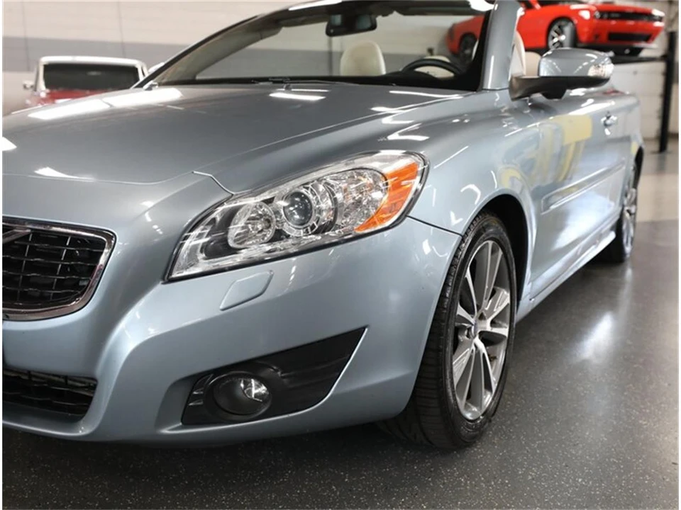 2011 Volvo C70 2nd Gen - Image 5 of 31