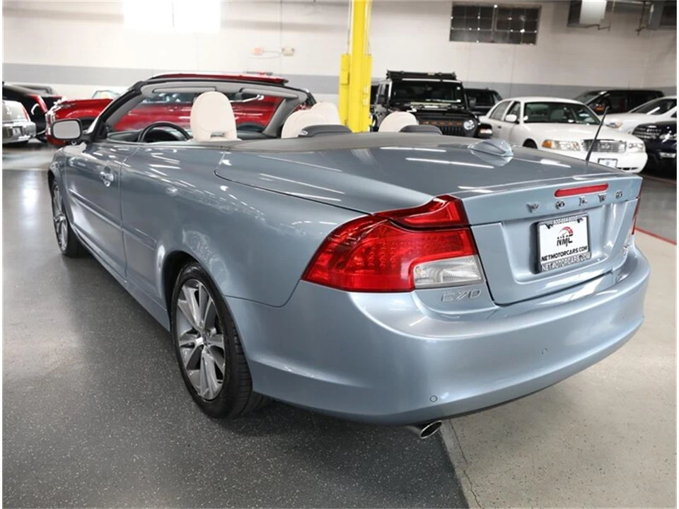 2011 Volvo C70 2nd Gen - Image 14 of 31