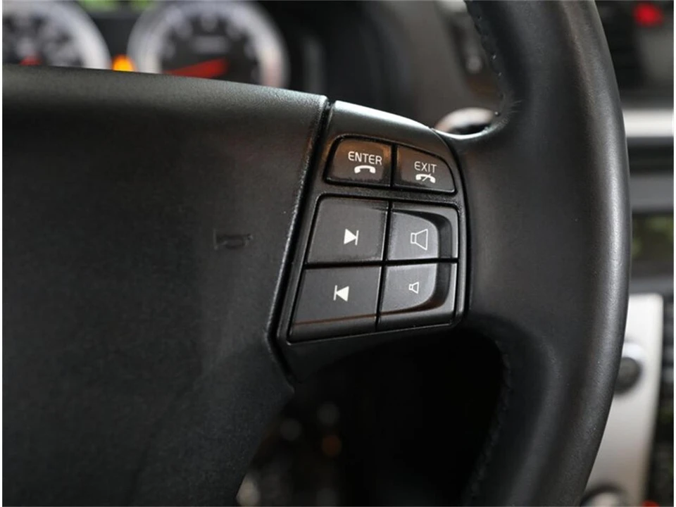 2011 Volvo C70 2nd Gen - Image 30 of 31