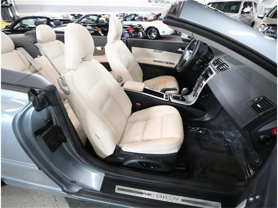 2011 Volvo C70 2nd Gen - Image 20 of 31