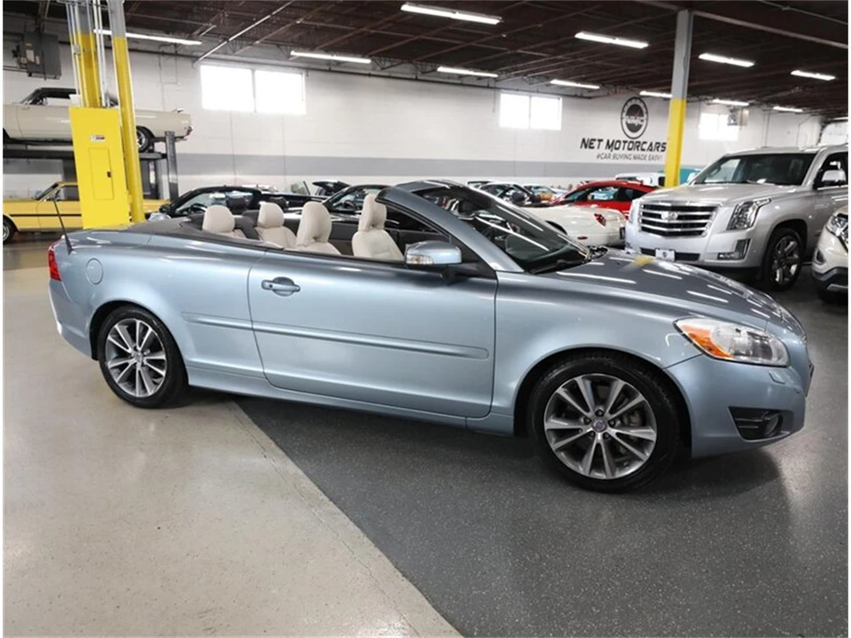 2011 Volvo C70 2nd Gen - Image 8 of 31
