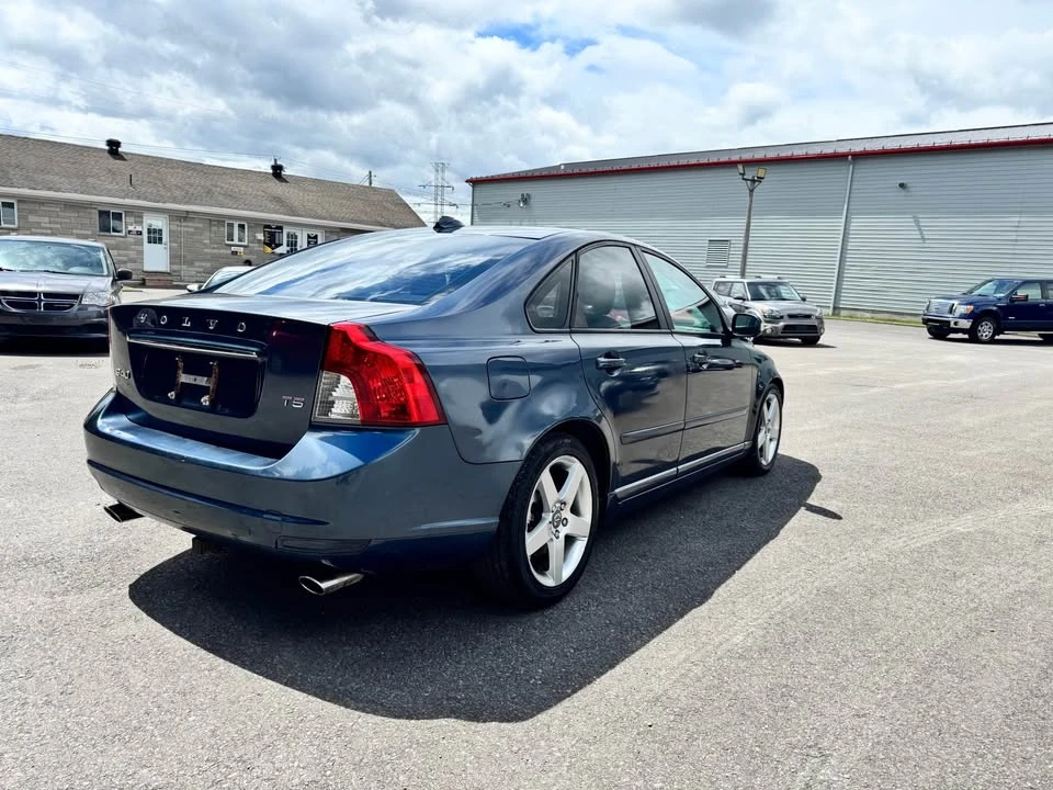 2011 Volvo S40 2nd Gen - Image 3 of 13