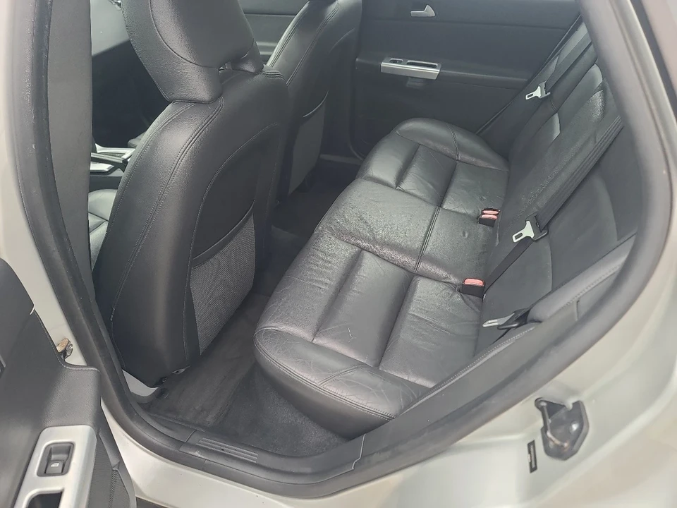 2011 Volvo S40 2nd Gen - Image 11 of 21