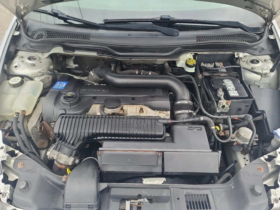 2011 Volvo S40 2nd Gen - Image 20 of 21