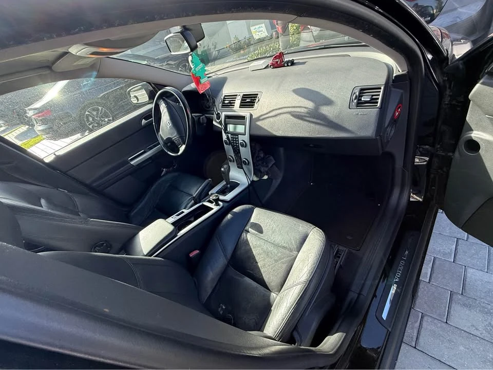 2011 Volvo S40 2nd Gen - Image 15 of 15