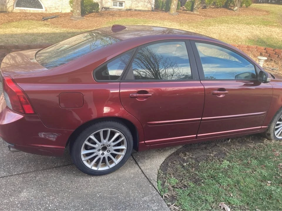 2011 Volvo S40 2nd Gen - Image 2 of 12